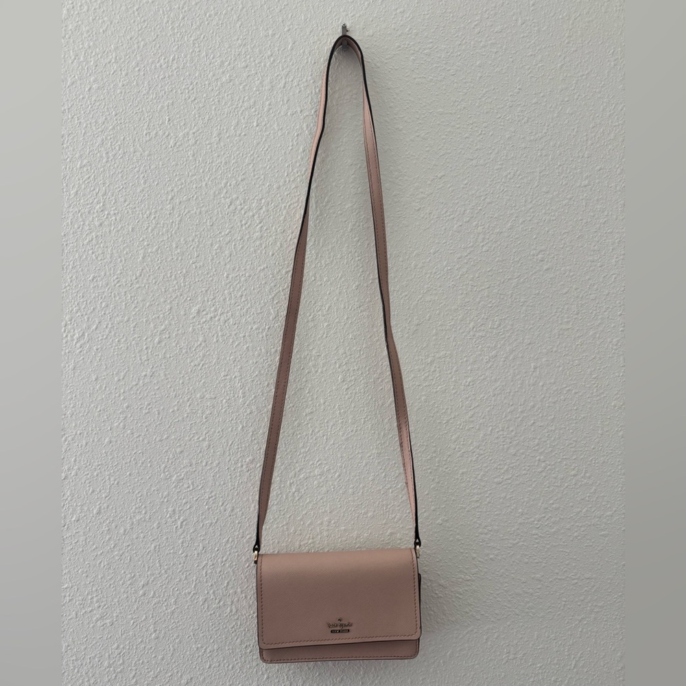 Kate Spade Small Crossbody Bag Light Pink With Gold Hardware - Picture 2 of 10